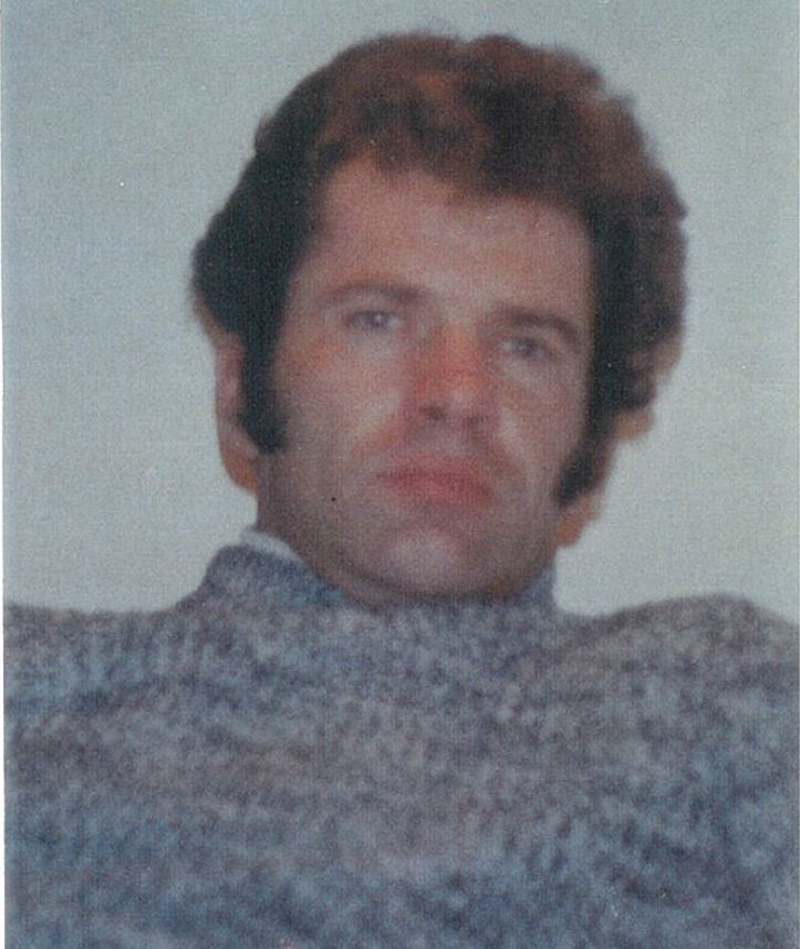 Edmond M Vickaryous
