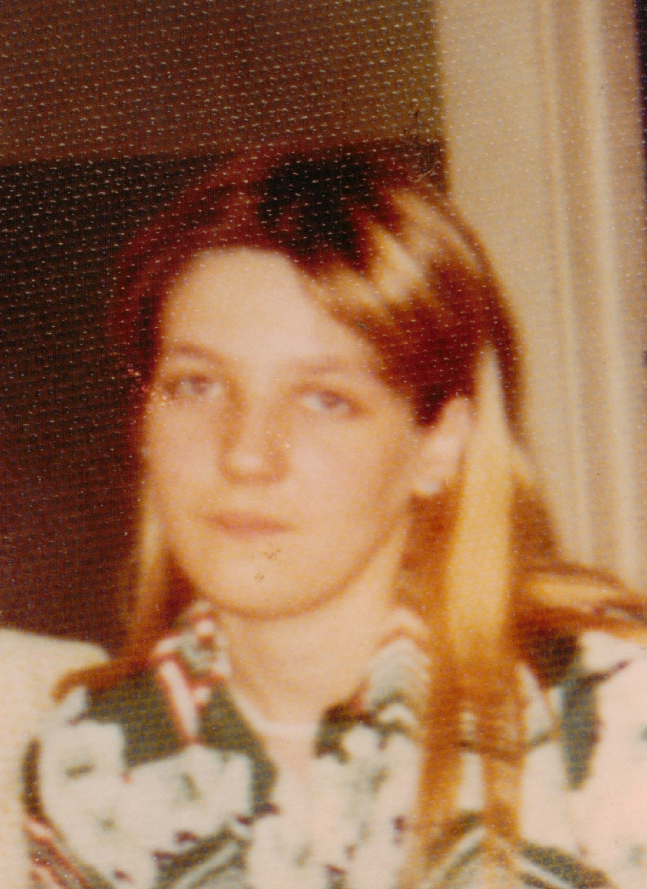 Phyllis E Brewer