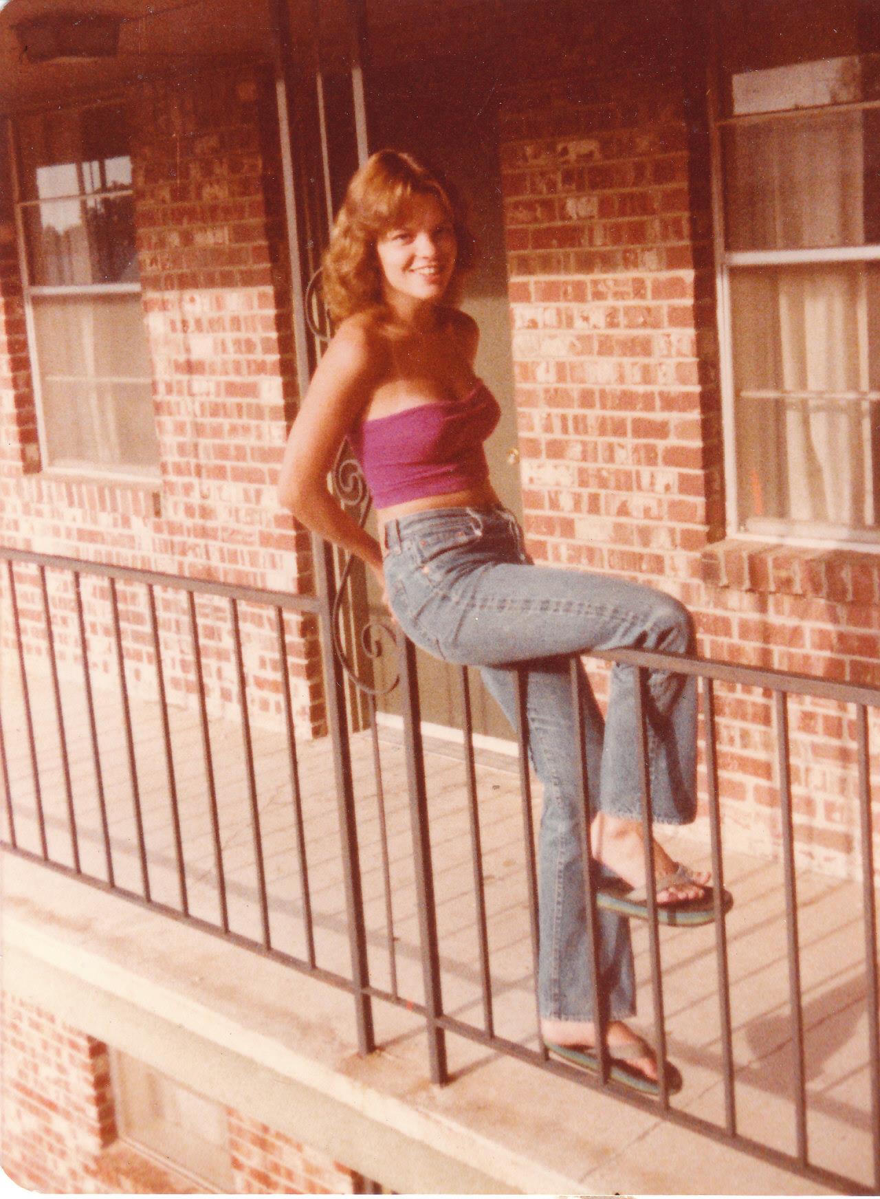 Lora Leigh McIntire