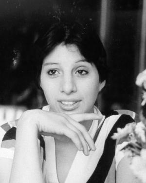 Gloria Ann Cruz