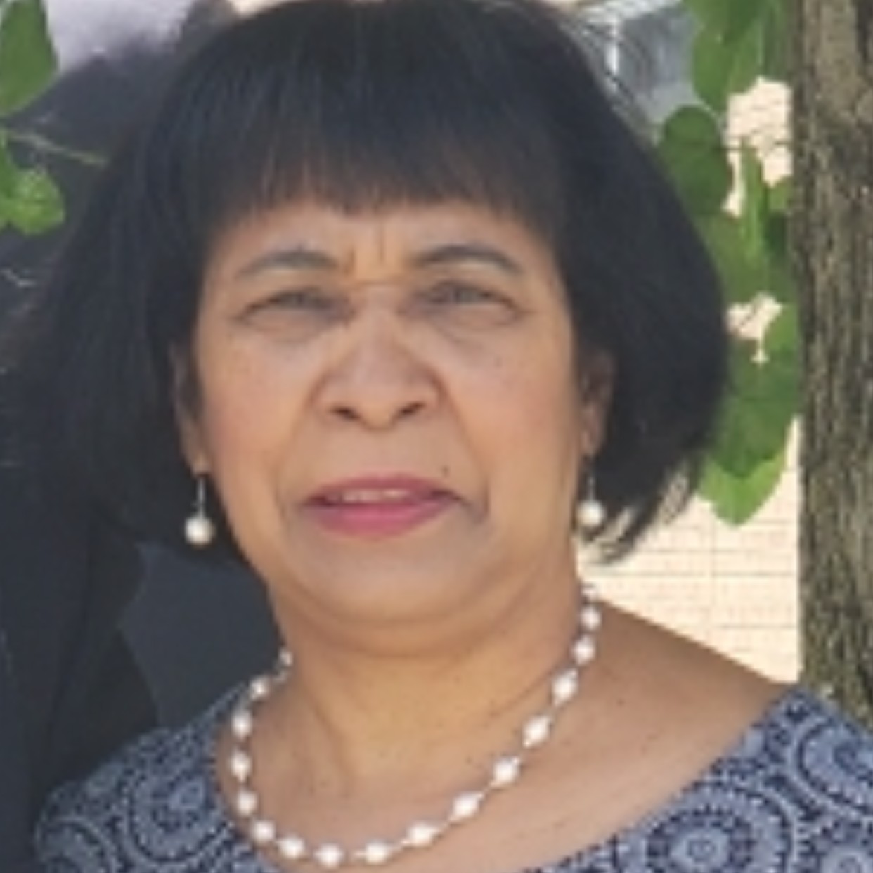 Carol Carter