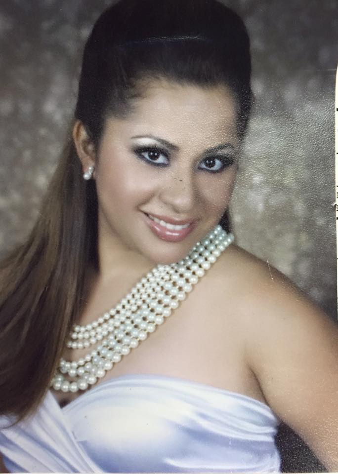 Abril Cruz