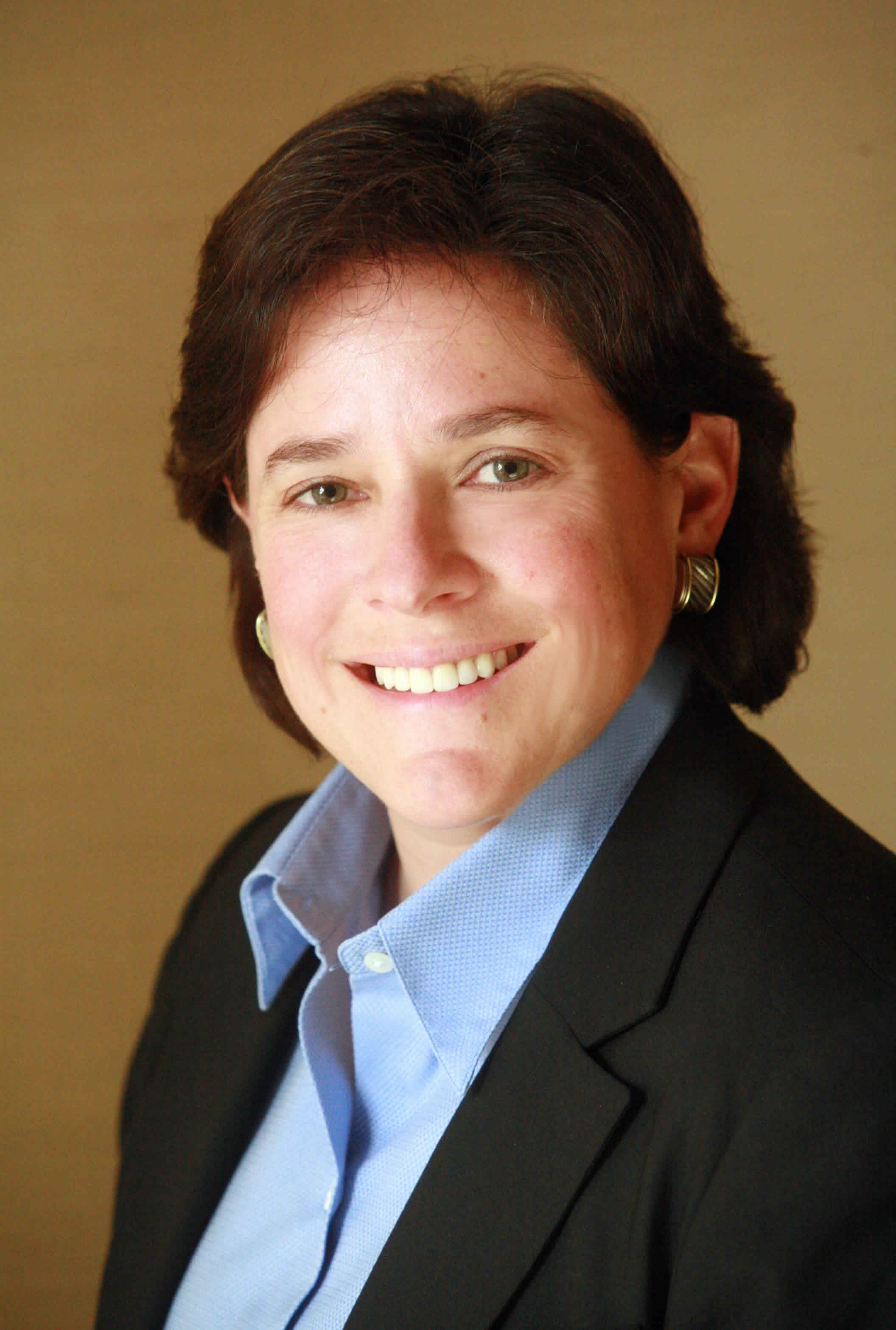 Elizabeth W Calvert