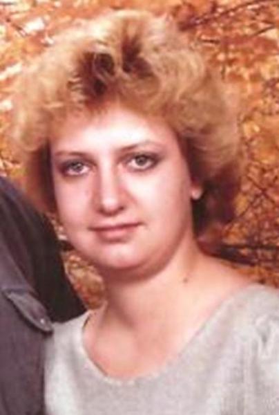 Debbie L Hall