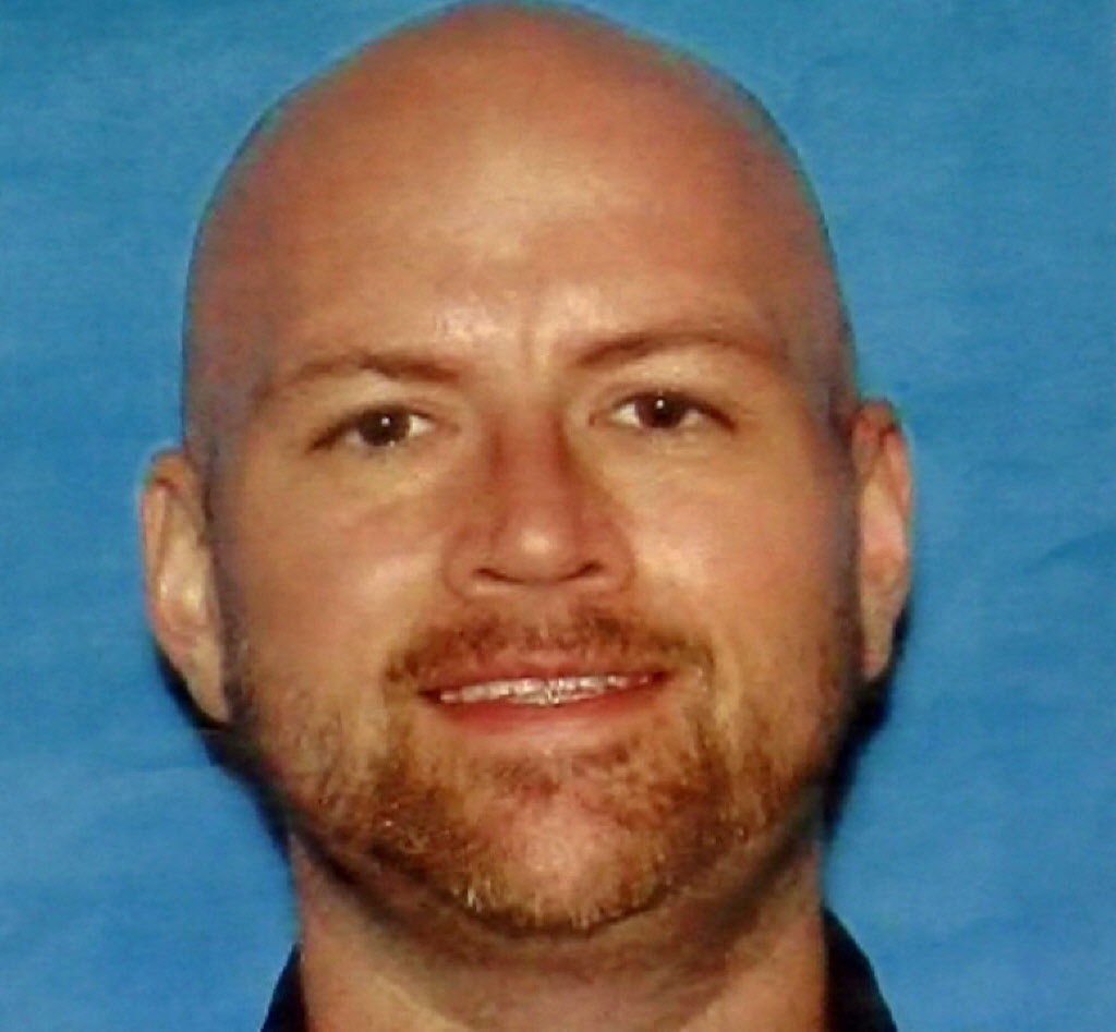 Kristopher B Zitzewitz