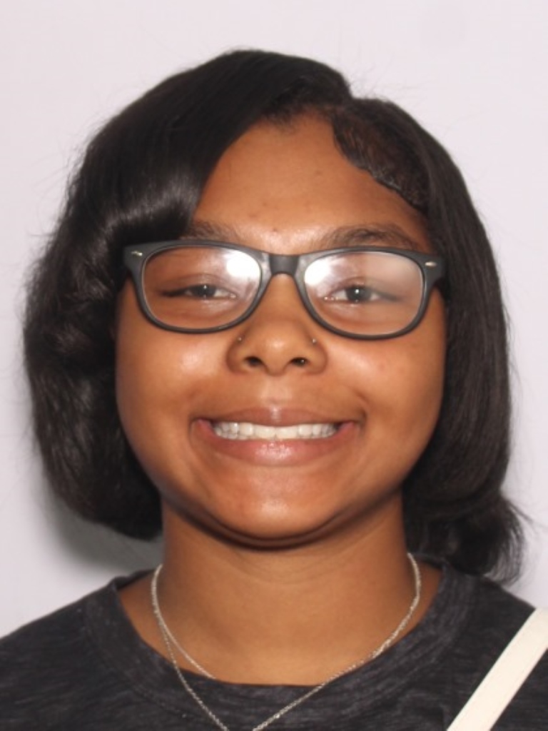 Teonnah Shawnta MaQueen Thompkins